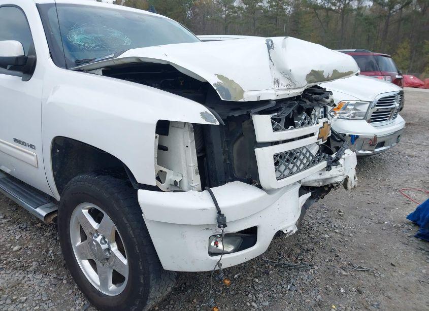 Photo 20 of 2014 Chevrolet Silverado 2500HD LTZ (VIN 1GC1KYC80EF184827)