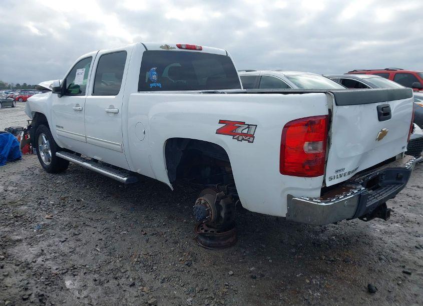 Photo 3 of 2014 Chevrolet Silverado 2500HD LTZ (VIN 1GC1KYC80EF184827)