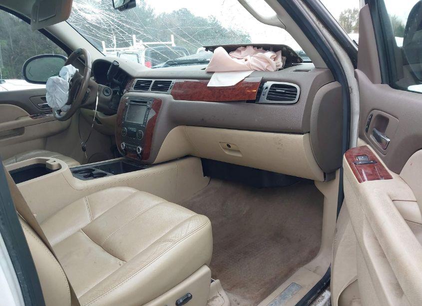 Photo 5 of 2014 Chevrolet Silverado 2500HD LTZ (VIN 1GC1KYC80EF184827)