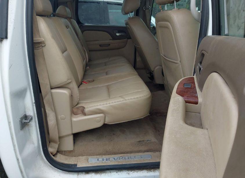 Photo 8 of 2014 Chevrolet Silverado 2500HD LTZ (VIN 1GC1KYC80EF184827)