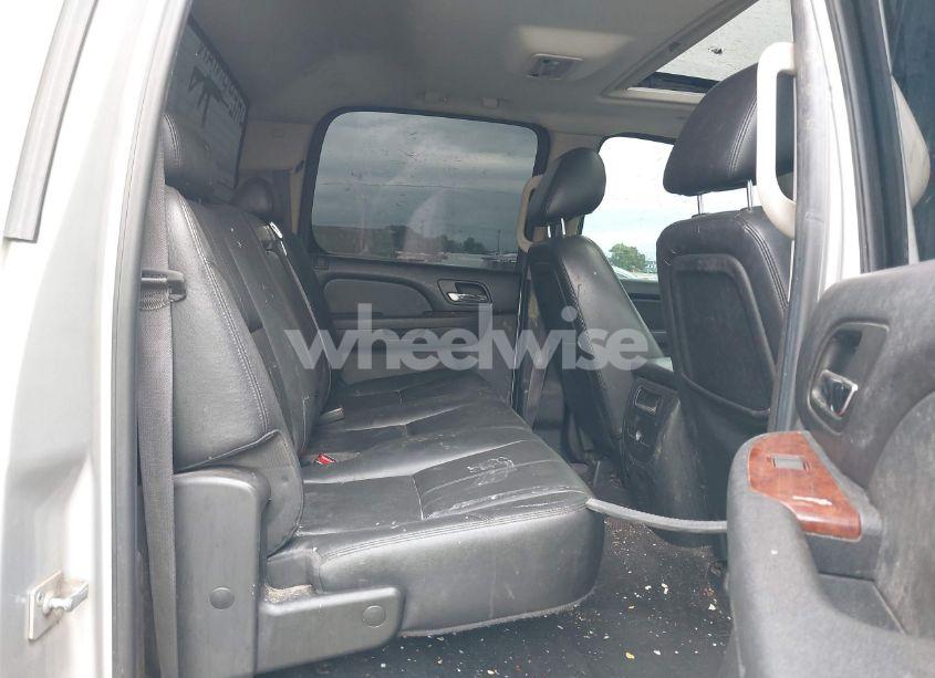 Photo 8 of 2011 Chevrolet Silverado 2500HD LTZ (VIN 1GC1KYC82BF178510)