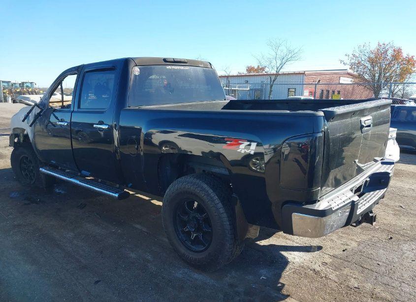 Photo 3 of 2012 Chevrolet Silverado 2500HD LTZ (VIN 1GC1KYC82CF183532)