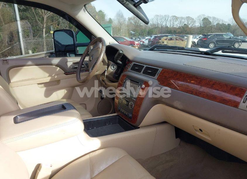 Photo 5 of 2014 Chevrolet Silverado 2500HD LTZ (VIN 1GC1KYC82EF102810)