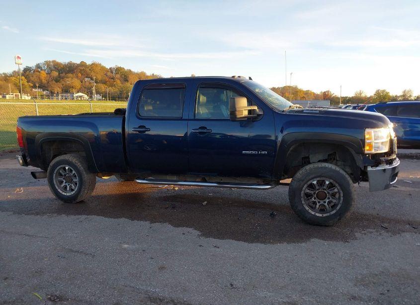 Photo 14 of 2011 Chevrolet Silverado 2500HD LTZ (VIN 1GC1KYC86BF199490)