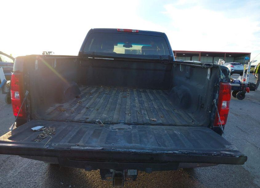 Photo 18 of 2011 Chevrolet Silverado 2500HD LTZ (VIN 1GC1KYC86BF199490)