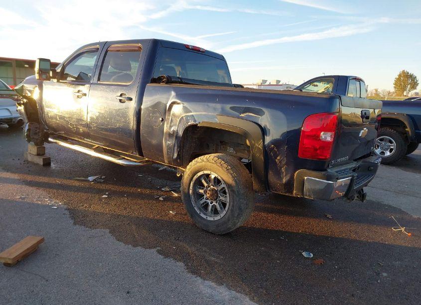 Photo 3 of 2011 Chevrolet Silverado 2500HD LTZ (VIN 1GC1KYC86BF199490)