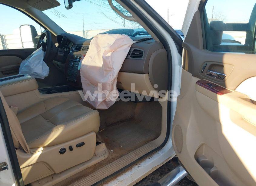 Photo 5 of 2011 Chevrolet Silverado 2500HD LTZ (VIN 1GC1KYC87BF156194)