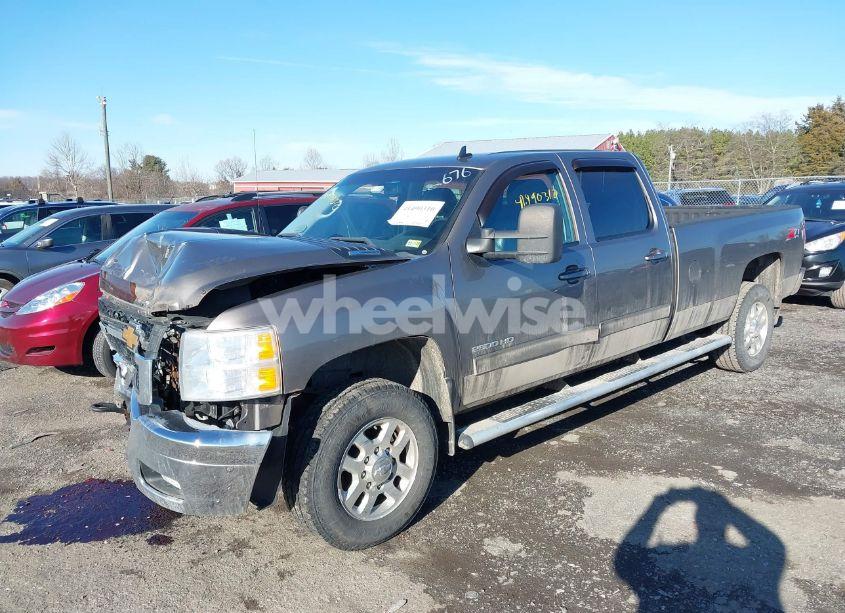 Photo 2 of 2014 Chevrolet Silverado 2500HD LTZ (VIN 1GC1KYC87EF135639)