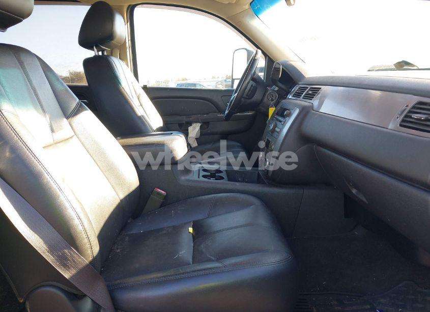 Photo 5 of 2014 Chevrolet Silverado 2500HD LTZ (VIN 1GC1KYC87EF135639)