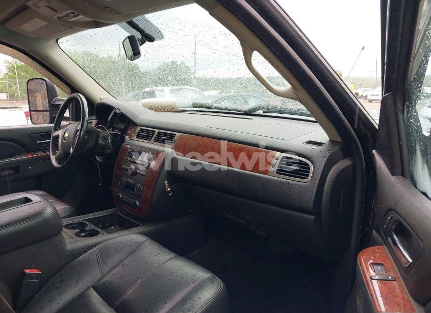 Photo 5 of 2011 Chevrolet Silverado 2500HD LTZ (VIN 1GC1KYC88BF230593)