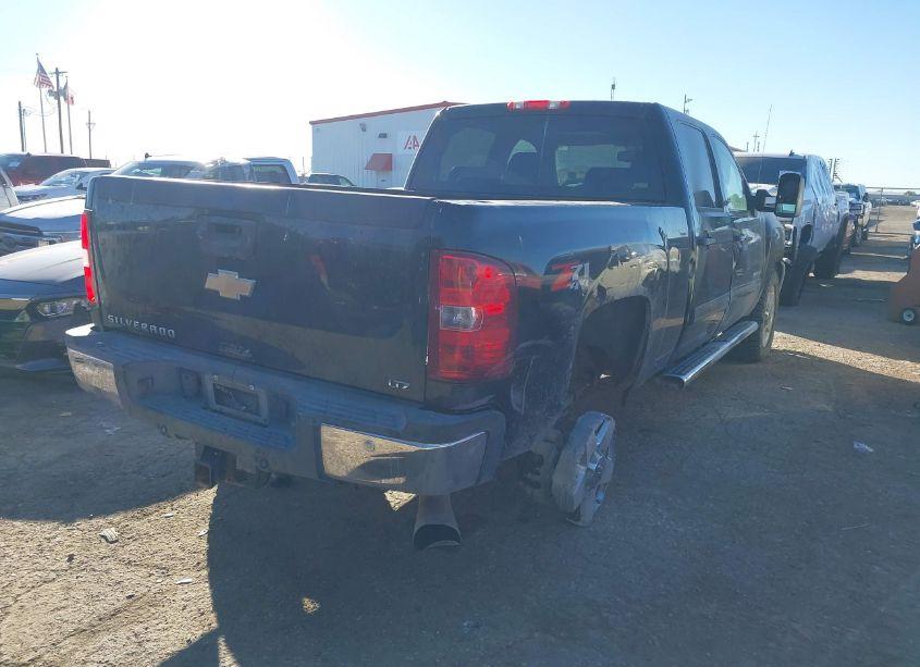 Photo 4 of 2011 Chevrolet Silverado 2500HD LTZ (VIN 1GC1KYC88BF255980)