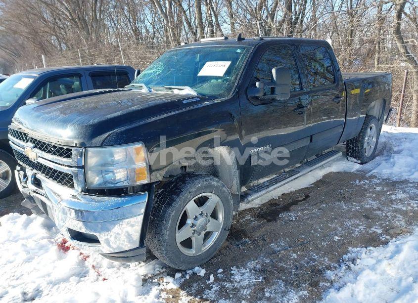 Photo 2 of 2011 Chevrolet Silverado 2500HD LTZ (VIN 1GC1KYC8XBF250439)