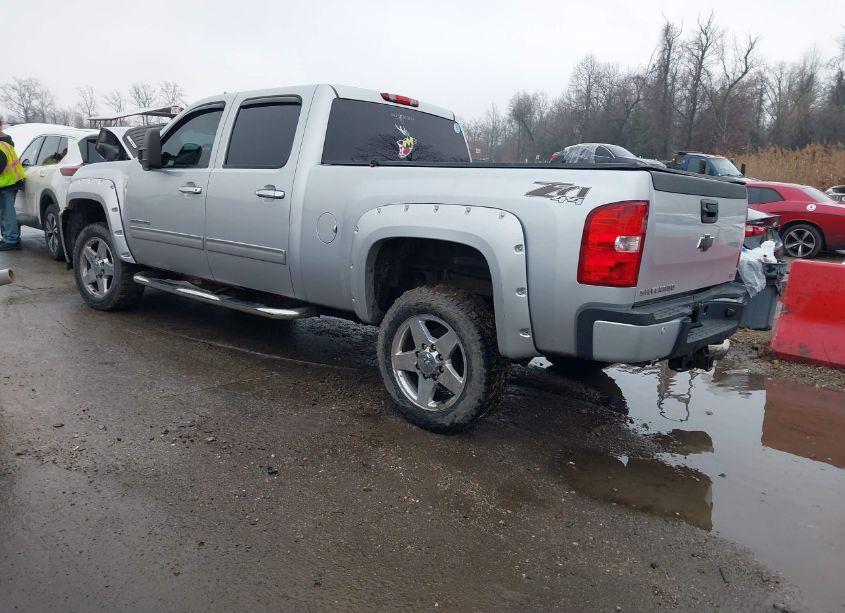 Photo 3 of 2012 Chevrolet Silverado 2500HD LTZ (VIN 1GC1KYE80CF220364)