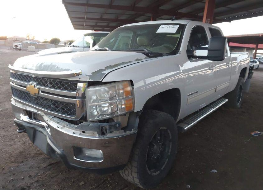 Photo 2 of 2013 Chevrolet Silverado 2500HD LTZ (VIN 1GC1KYE80DF236100)