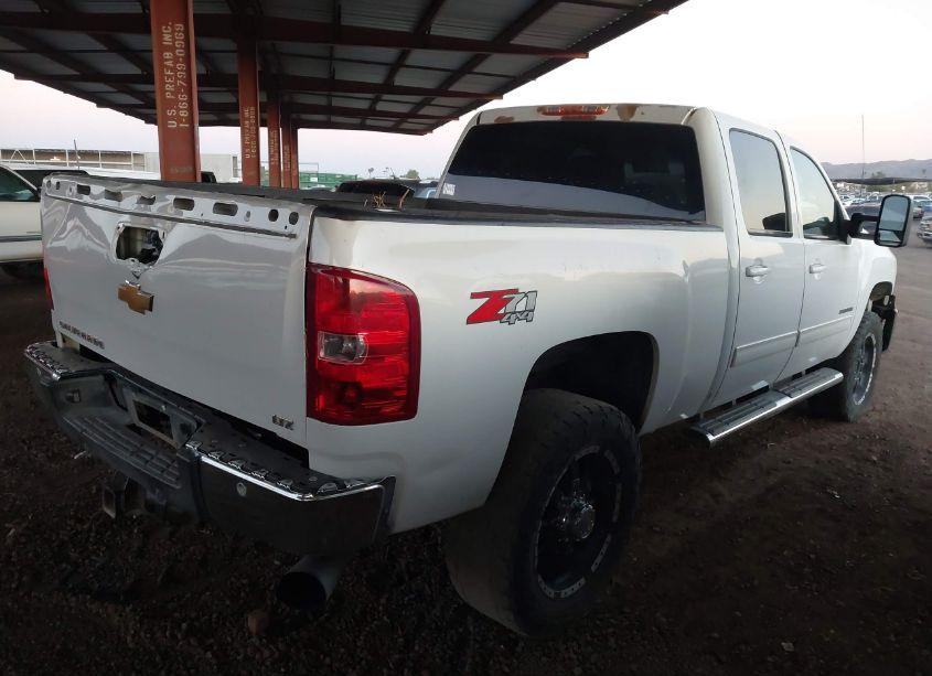 Photo 4 of 2013 Chevrolet Silverado 2500HD LTZ (VIN 1GC1KYE80DF236100)