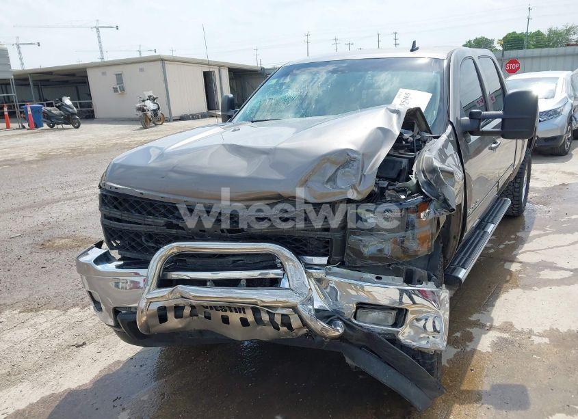 Photo 13 of 2013 Chevrolet Silverado 2500HD LTZ (VIN 1GC1KYE83DF211143)