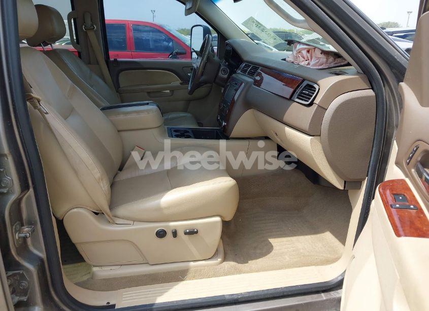 Photo 5 of 2013 Chevrolet Silverado 2500HD LTZ (VIN 1GC1KYE83DF211143)