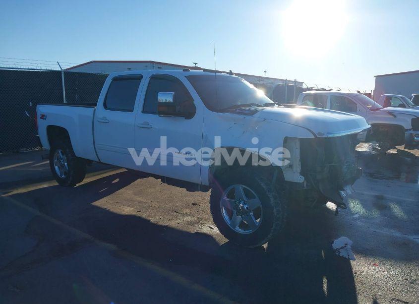 2013 Chevrolet Silverado 2500HD LTZ (VIN 1GC1KYE84DF241929) main photo