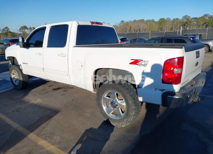 Photo 3 of 2013 Chevrolet Silverado 2500HD LTZ (VIN 1GC1KYE84DF241929)