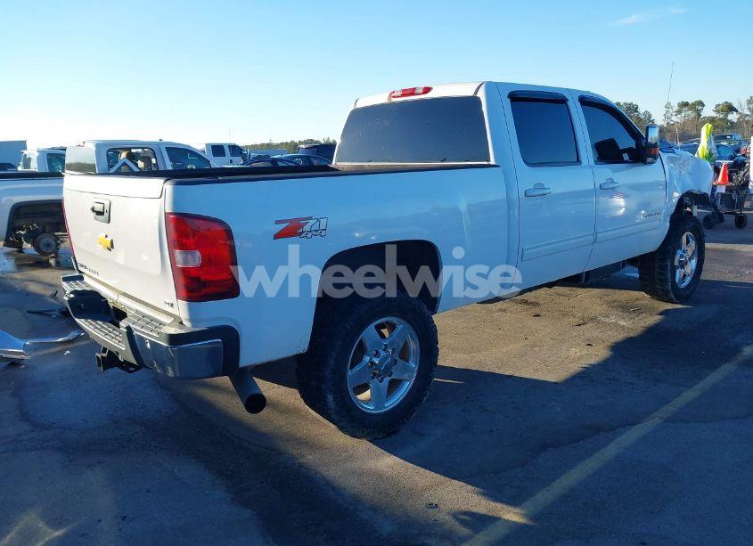 Photo 4 of 2013 Chevrolet Silverado 2500HD LTZ (VIN 1GC1KYE84DF241929)