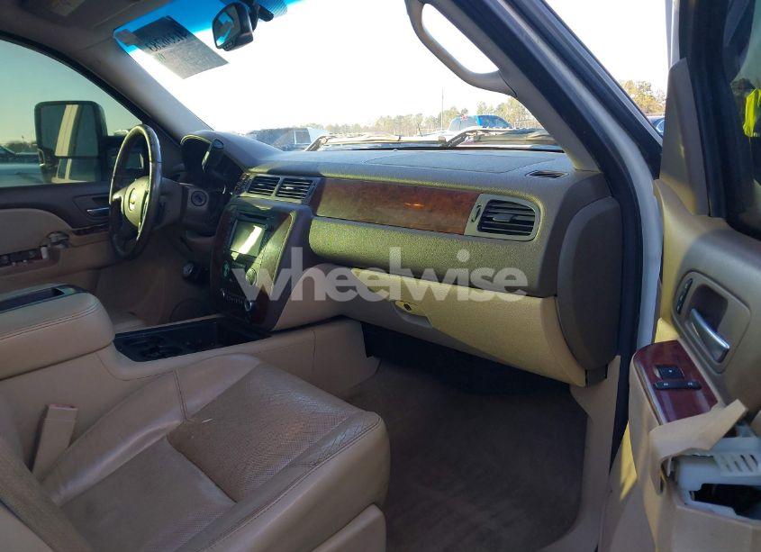 Photo 5 of 2013 Chevrolet Silverado 2500HD LTZ (VIN 1GC1KYE84DF241929)