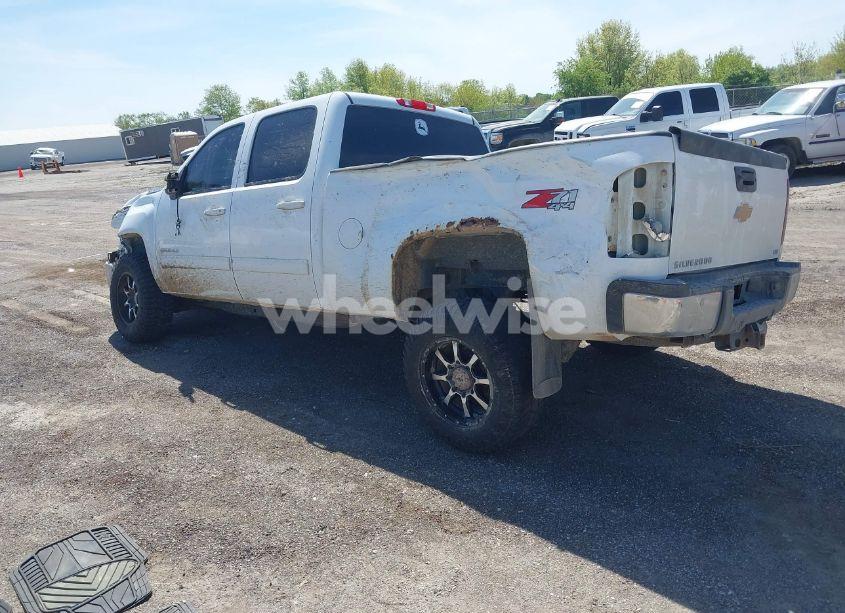 Photo 3 of 2012 Chevrolet Silverado 2500HD LTZ (VIN 1GC1KYE86CF110614)