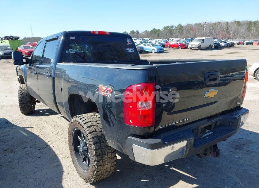 Photo 3 of 2012 Chevrolet Silverado 2500HD LTZ (VIN 1GC1KYE86CF165922)