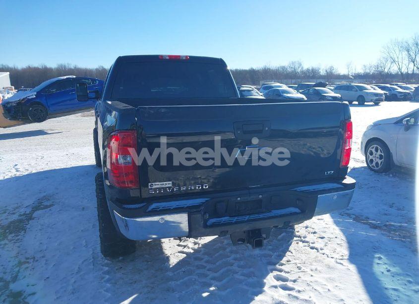 Photo 16 of 2011 Chevrolet Silverado 2500HD LTZ (VIN 1GC1KYE88BF174040)