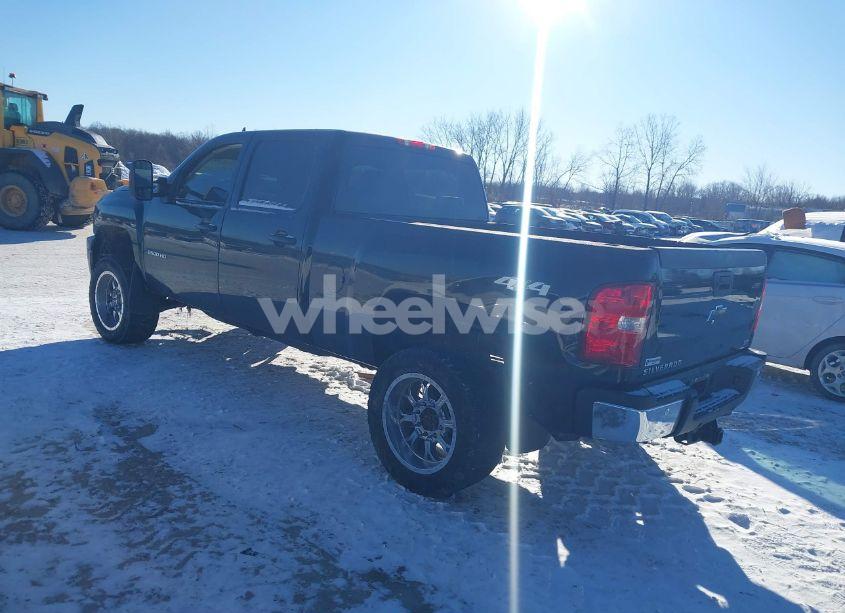 Photo 3 of 2011 Chevrolet Silverado 2500HD LTZ (VIN 1GC1KYE88BF174040)
