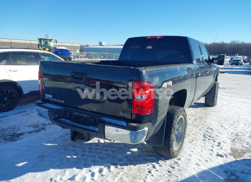 Photo 4 of 2011 Chevrolet Silverado 2500HD LTZ (VIN 1GC1KYE88BF174040)