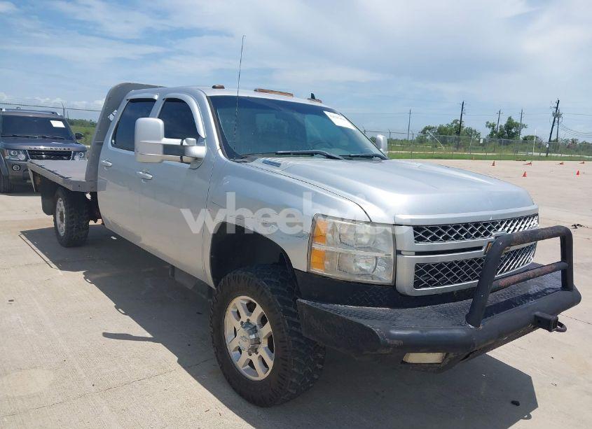 2013 Chevrolet Silverado 2500HD LTZ (VIN 1GC1KYE88DF228374) main photo