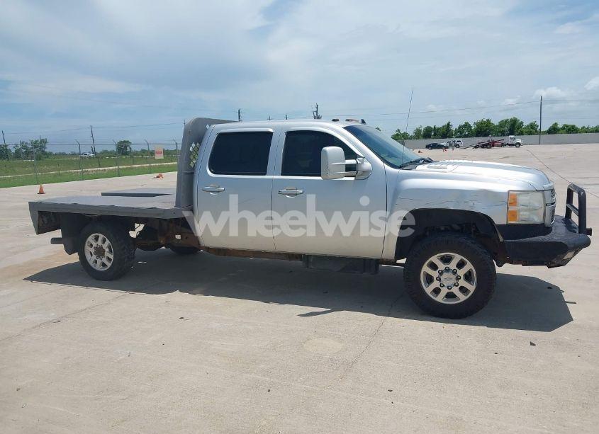 Photo 13 of 2013 Chevrolet Silverado 2500HD LTZ (VIN 1GC1KYE88DF228374)