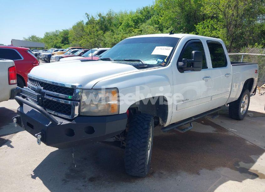 Photo 2 of 2012 Chevrolet Silverado 2500HD LTZ (VIN 1GC1KYE89CF163176)
