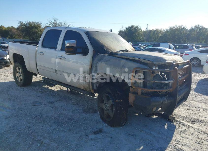 2013 Chevrolet Silverado 2500HD LTZ (VIN 1GC1KYE8XDF213651) main photo