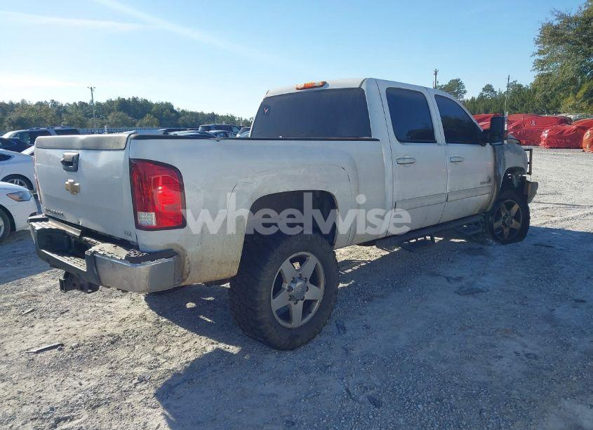 Photo 4 of 2013 Chevrolet Silverado 2500HD LTZ (VIN 1GC1KYE8XDF213651)