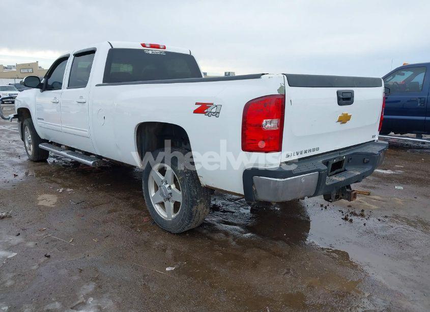 Photo 3 of 2014 Chevrolet Silverado K2500 HEAVY DUTY LTZ (VIN 1GC1KYEG6EF178180)
