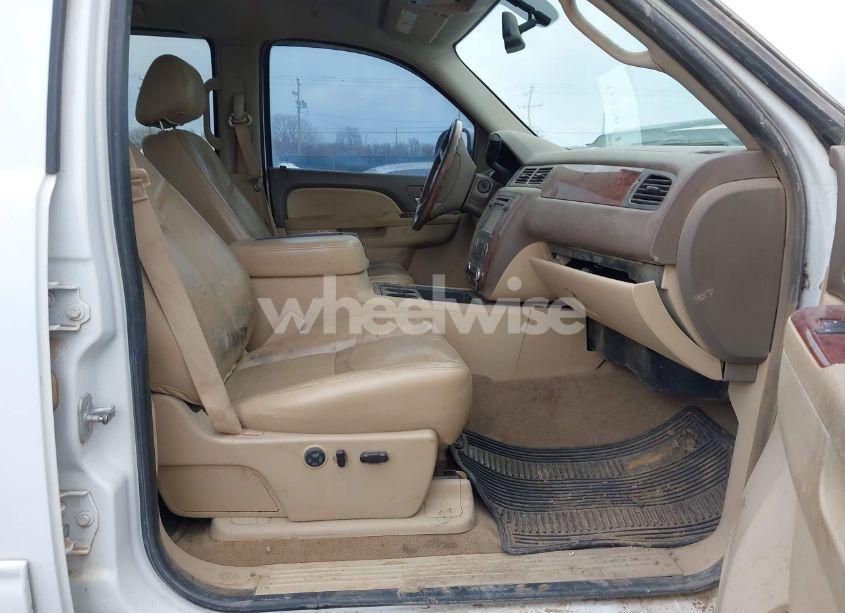 Photo 5 of 2014 Chevrolet Silverado K2500 HEAVY DUTY LTZ (VIN 1GC1KYEG6EF178180)