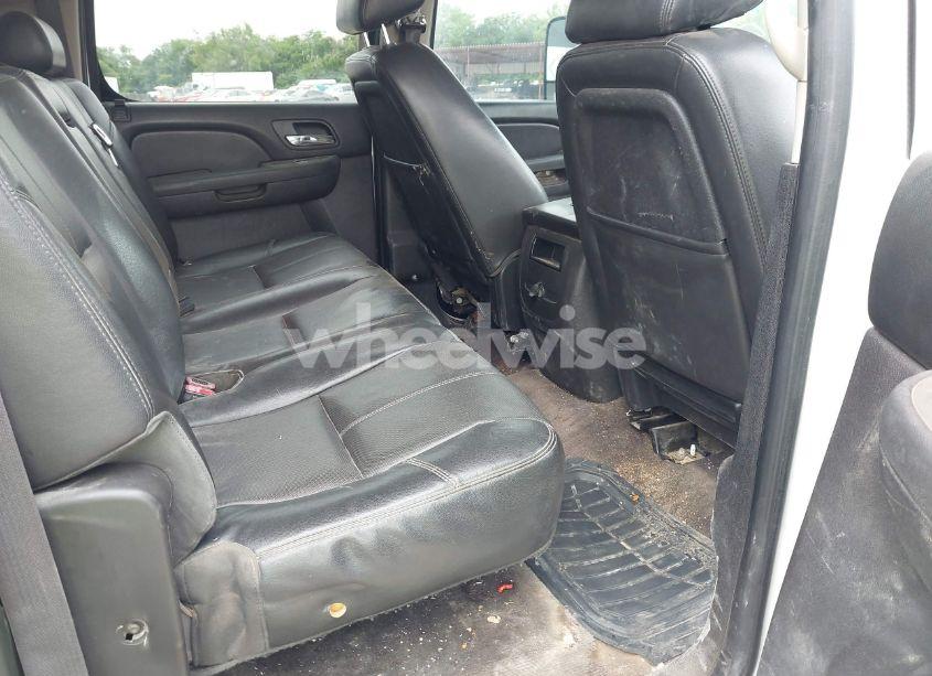 Photo 8 of 2013 Chevrolet Silverado 2500HD LTZ (VIN 1GC1KYEG8DF144031)