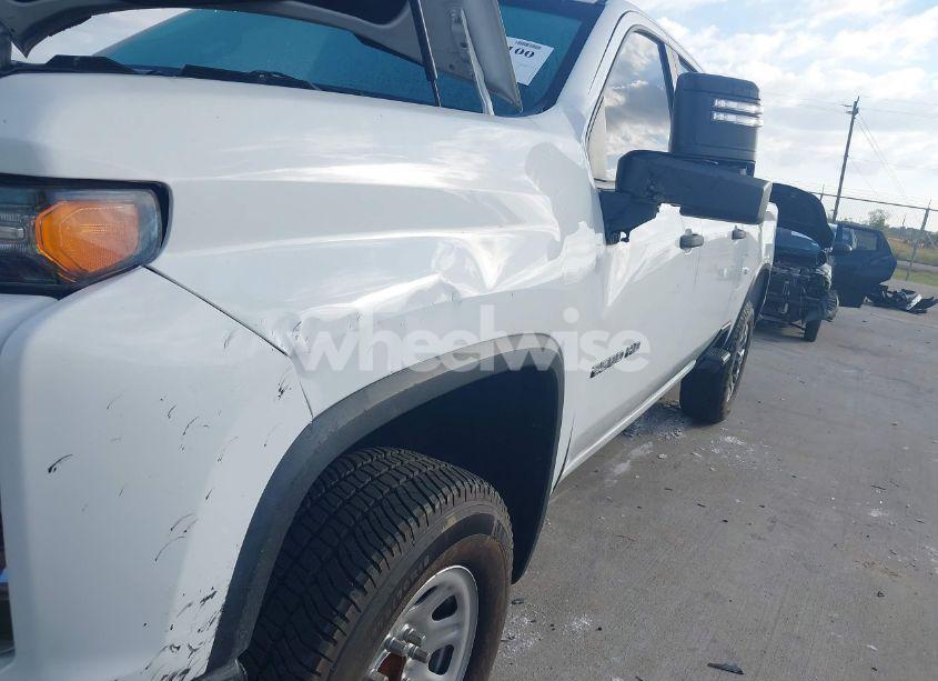 Photo 6 of 2020 Chevrolet Silverado 2500HD 2WD STANDARD BED CUSTOM (VIN 1GC1WME77LF247369)