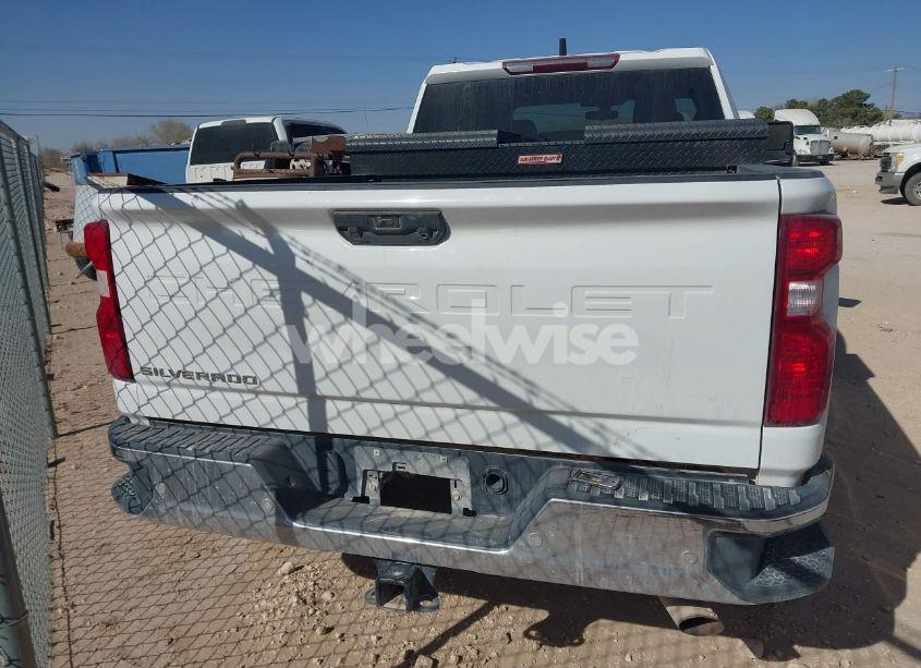 Photo 14 of 2021 Chevrolet Silverado 2500HD 4WD STANDARD BED WT (VIN 1GC1YLE71MF257272)