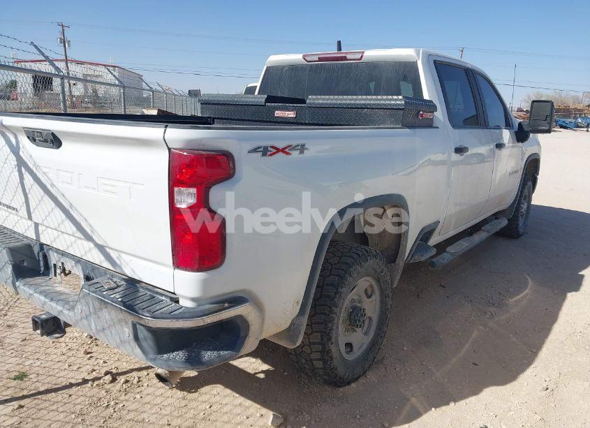 Photo 4 of 2021 Chevrolet Silverado 2500HD 4WD STANDARD BED WT (VIN 1GC1YLE71MF257272)