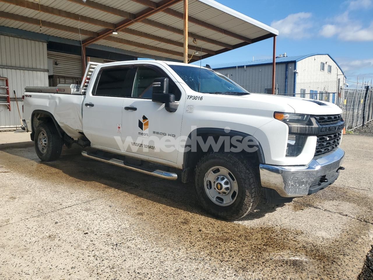 Photo 4 of 2020 CHEVROLET SILVERADO K2500 HEAVY DUTY (VIN 1GC1YLE74LF260780)