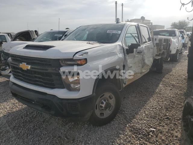 Photo 6 of 2024 CHEVROLET SILVERADO K2500 HEAVY DUTY (VIN 1GC1YLE75RF467543)