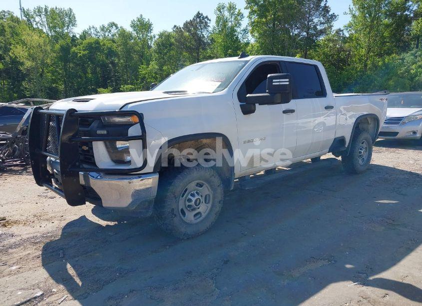 Photo 2 of 2021 Chevrolet Silverado 2500HD 4WD STANDARD BED WT (VIN 1GC1YLE7XMF129001)
