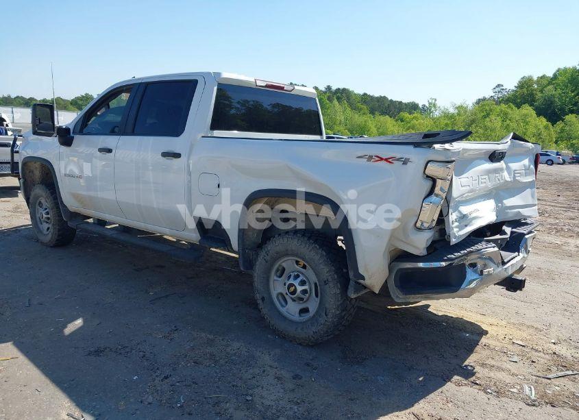 Photo 3 of 2021 Chevrolet Silverado 2500HD 4WD STANDARD BED WT (VIN 1GC1YLE7XMF129001)