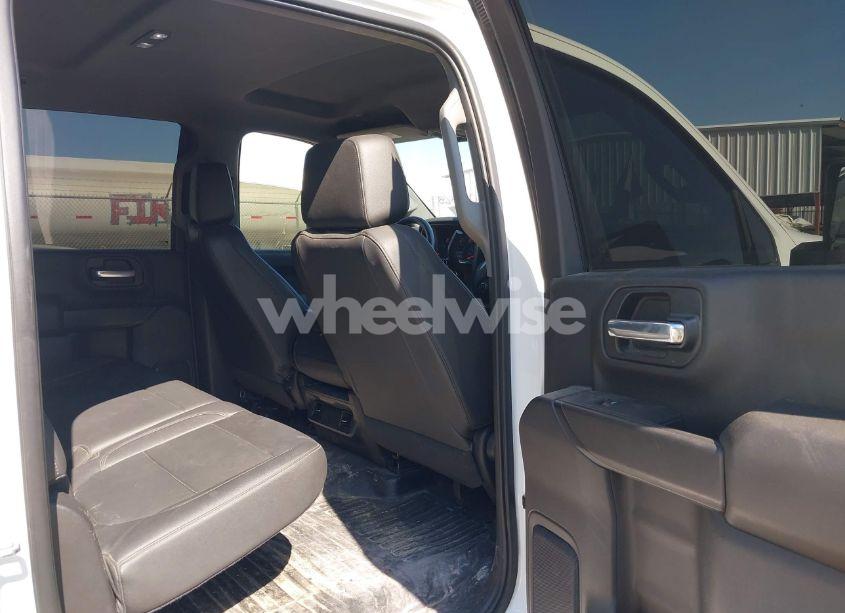 Photo 8 of 2021 Chevrolet Silverado 2500HD 4WD STANDARD BED WT (VIN 1GC1YLE7XMF129001)