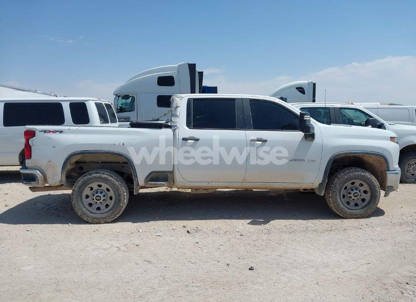 Photo 13 of 2021 Chevrolet Silverado 2500HD 4WD STANDARD BED WT (VIN 1GC1YLE7XMF212931)