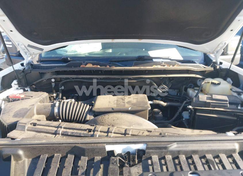 Photo 10 of 2022 Chevrolet Silverado 2500HD 4WD STANDARD BED CUSTOM (VIN 1GC1YME70NF354549)