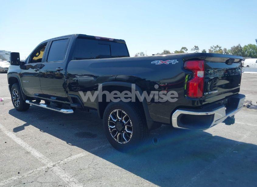 Photo 3 of 2022 Chevrolet Silverado 2500HD 4WD LONG BED LT (VIN 1GC1YNEY0NF330850)