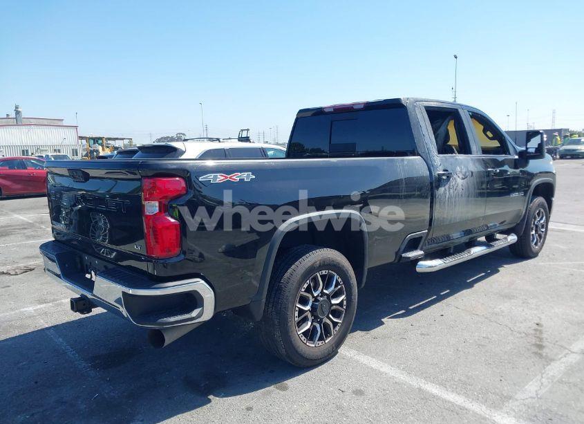 Photo 4 of 2022 Chevrolet Silverado 2500HD 4WD LONG BED LT (VIN 1GC1YNEY0NF330850)